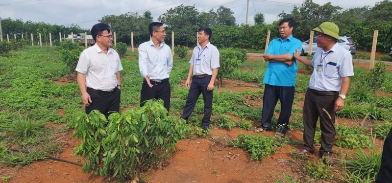 Đoàn thẩm định nông thôn mới của tỉnh thẩm định nông thôn mới tại xã Nâm Nung, huyện Krông Nô, tỉnh Đăk Nông.
