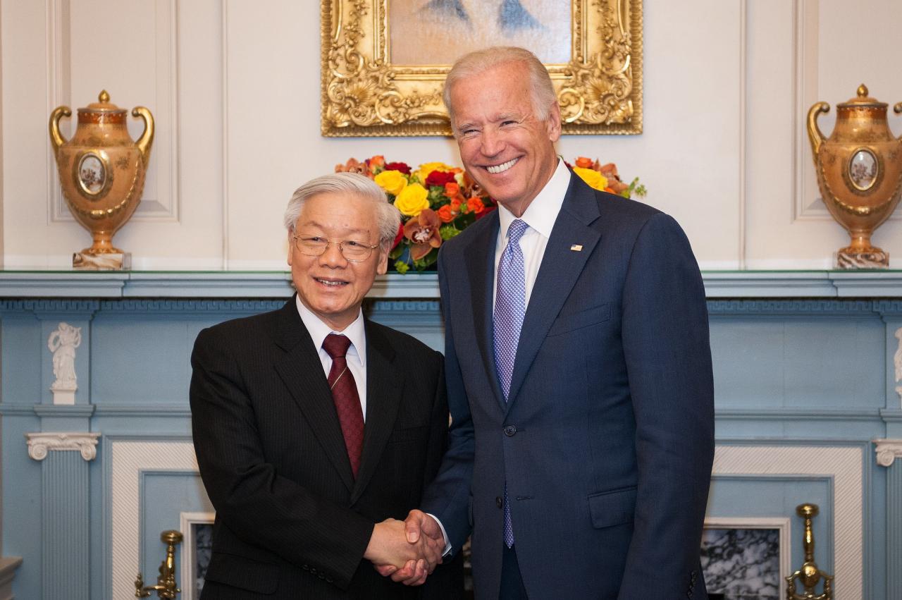 Chuyên gia Mỹ: Ông Biden thăm Việt Nam vào thời điểm hoàn hảo - 1