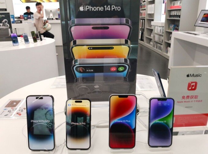 Apple hiện thống trị phân khúc smartphone cao cấp tại Trung Quốc. Ảnh: Zuma Press