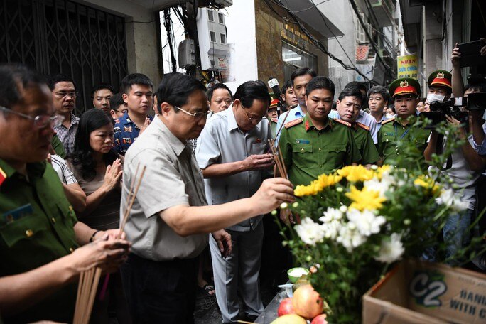 Thủ tướng Campuchia Hun Manet gửi lời chia buồn sâu sắc vụ cháy chung cư mini - Ảnh 1.