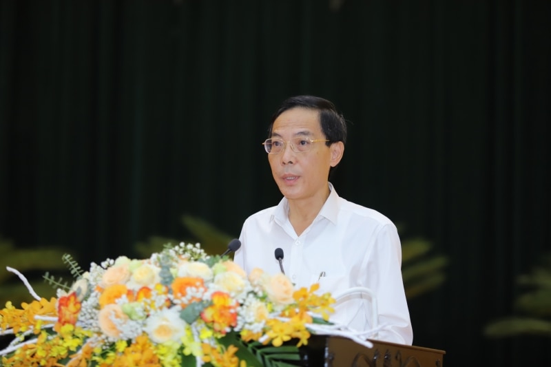 Ông Đầu Thanh Tùng, Phó Chủ tịch UBND tỉnh Thanh Hóa phát biểu tại hội nghị