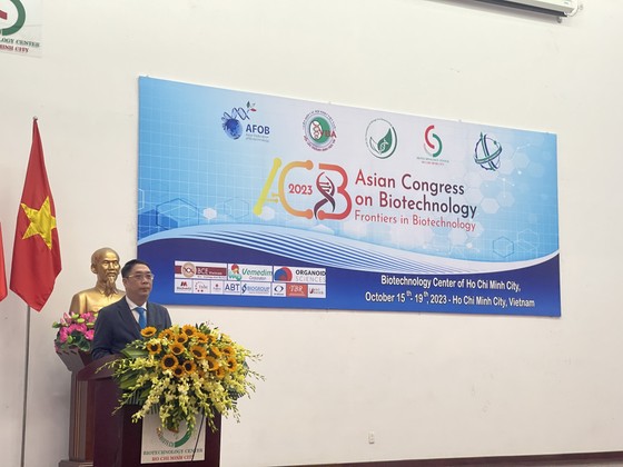 Ông Đinh Minh Hiệp, Giám đốc Sở NN-PTNT TPHCM phát biểu tại hội nghị ảnh 2