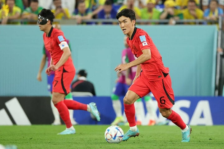 Hwang In-beom là tiền vệ giàu kỹ thuật của đội tuyển Hàn Quốc. (Ảnh: Getty)