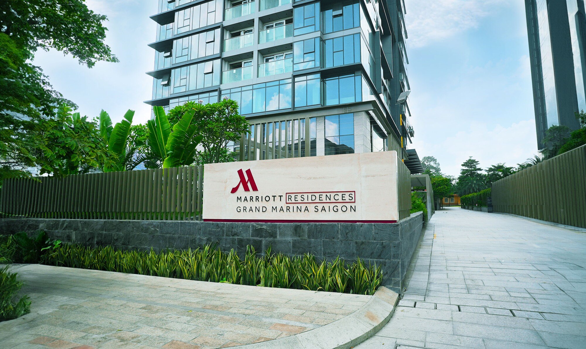Marriott đã bắt đầu vận hành tòa căn hộ hàng hiệu đầu tiên tại Việt Nam - Ảnh 2.