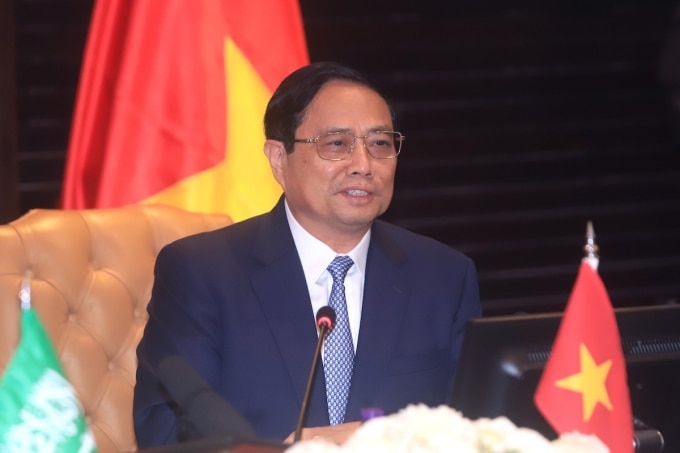 Thủ tướng Phạm Minh Chính phát biểu trước các nhà đầu tư Arab Saudi tại Diễn đàn Kinh doanh Việt Nam - Arab Saudi, ngày 19/10. Ảnh: Nhật Bắc