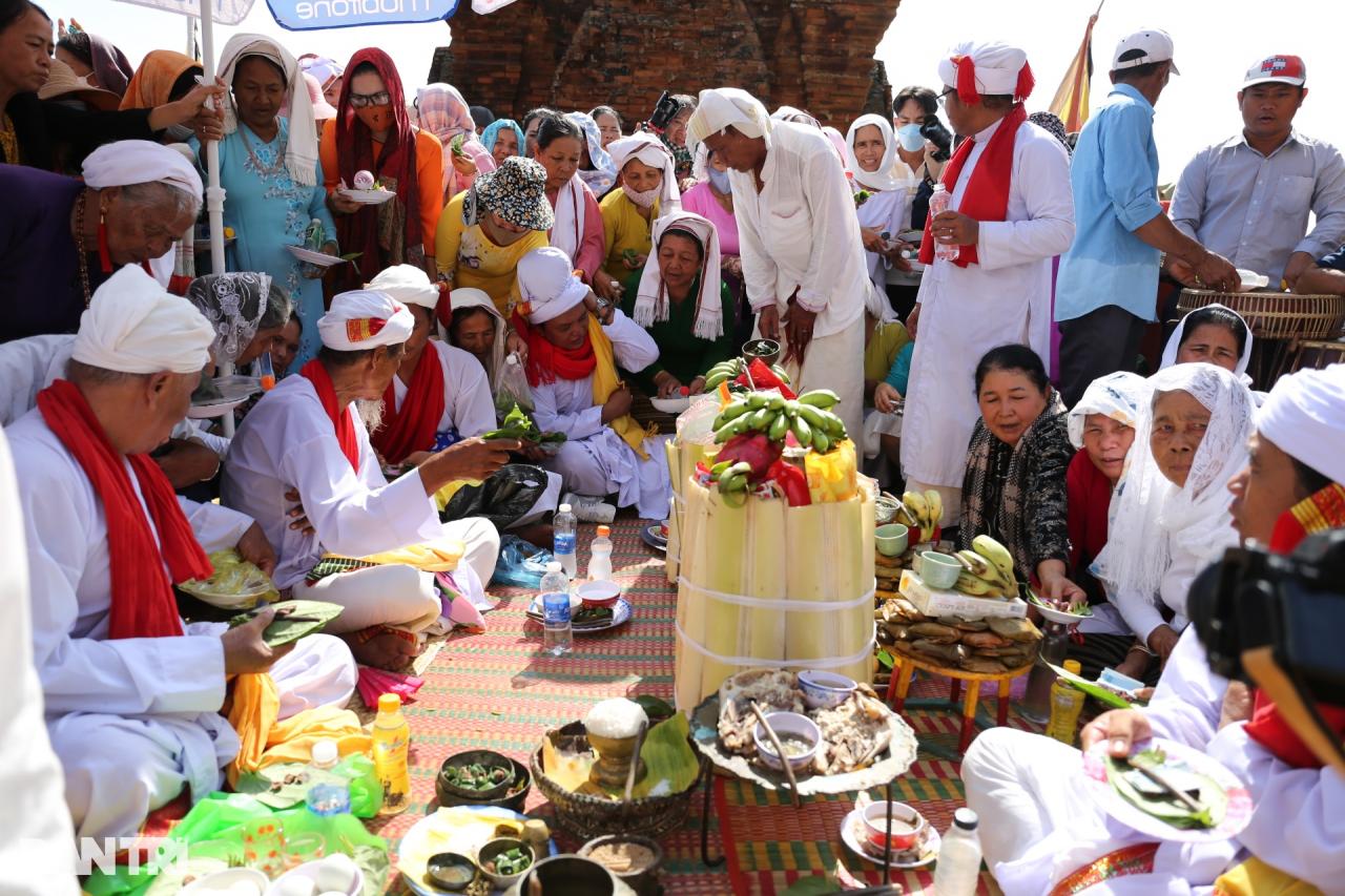 Rộn ràng lễ hội Katê của đồng bào Chăm tại Ninh Thuận - 9
