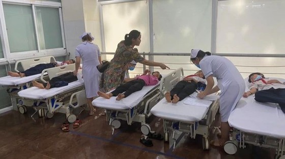 Các học sinh đang được điều trị tại Bệnh viện Thiện Hạnh