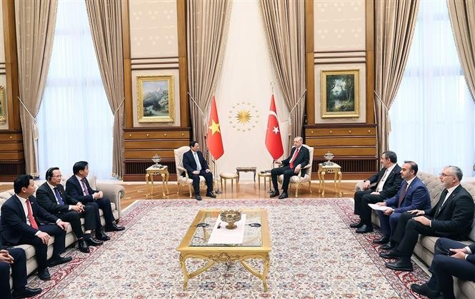 Thủ tướng Chính phủ Phạm Minh Chính hội đàm với Phó Tổng thống Thổ Nhĩ Kỳ Cevdet Yilmaz
