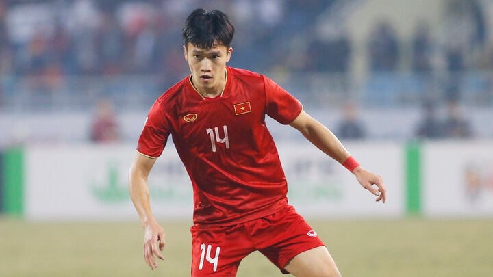 HLV Troussier vẫn tìm cách để dùng được Hoàng Đức trong đội hình đội tuyển Việt Nam. Anh chỉ vắng mặt ở Asian Cup 2023 do chấn thương và bị gạch tên phút chót.