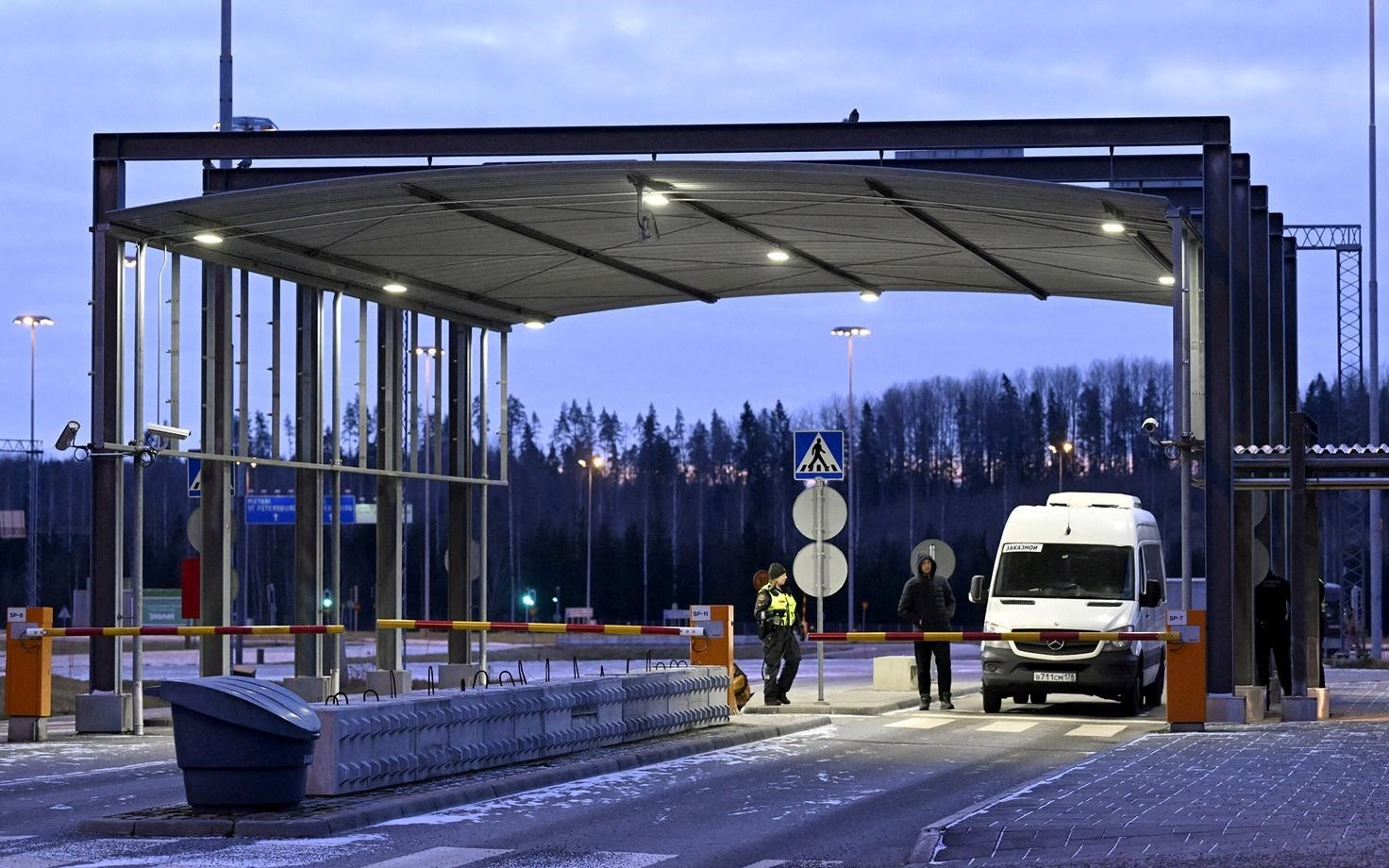 Phần Lan đóng cửa khẩu biên giới thứ 5 với Nga, Moscow lên tiếng