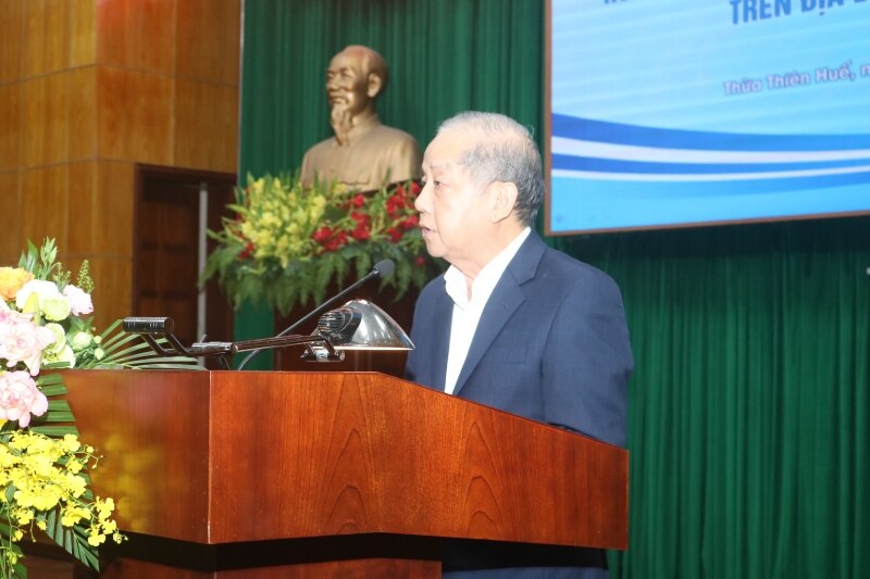 Ông Phan Ngọc Thọ - Phó Bí thư Thường trực Tỉnh uỷ, Trưởng BCĐ giảm nghèo bền vững tỉnh Thừa Thiên Huế phát biểu tại lễ phát động