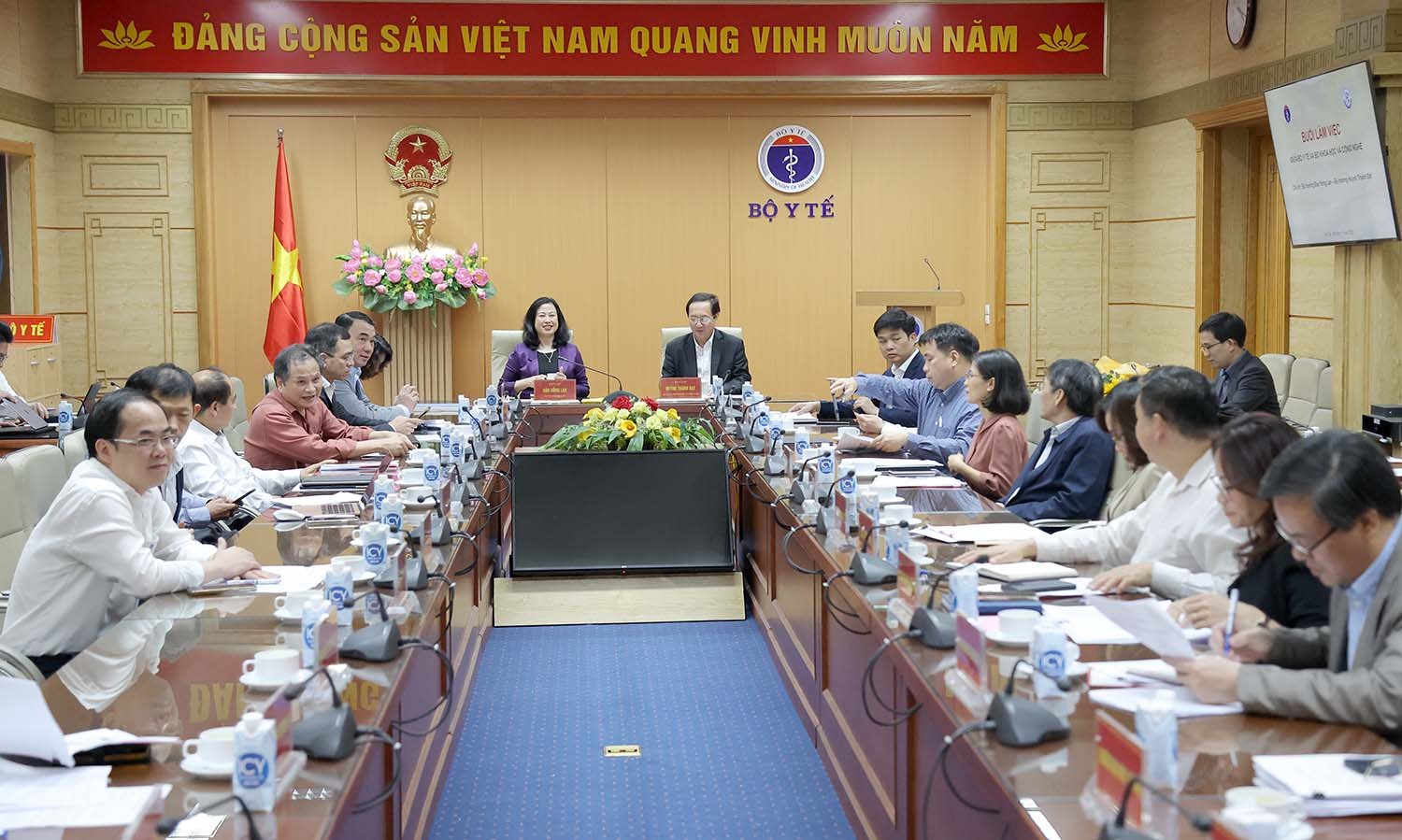Việt Nam được WHO lựa chọn chuyển giao công nghệ vắc xin mRNA  - Ảnh 1.