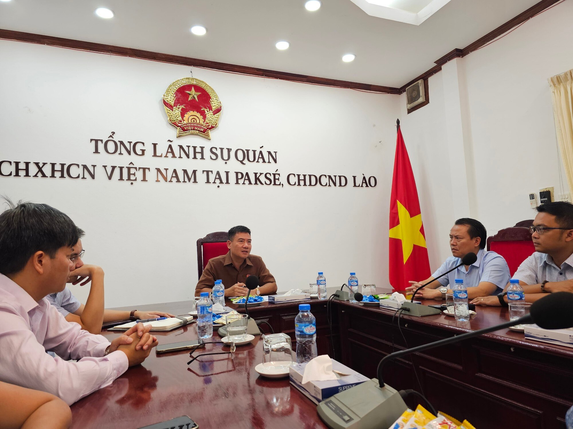 Phát triển bền vững vì tình hữu nghị Việt Nam - Lào - Ảnh 2.