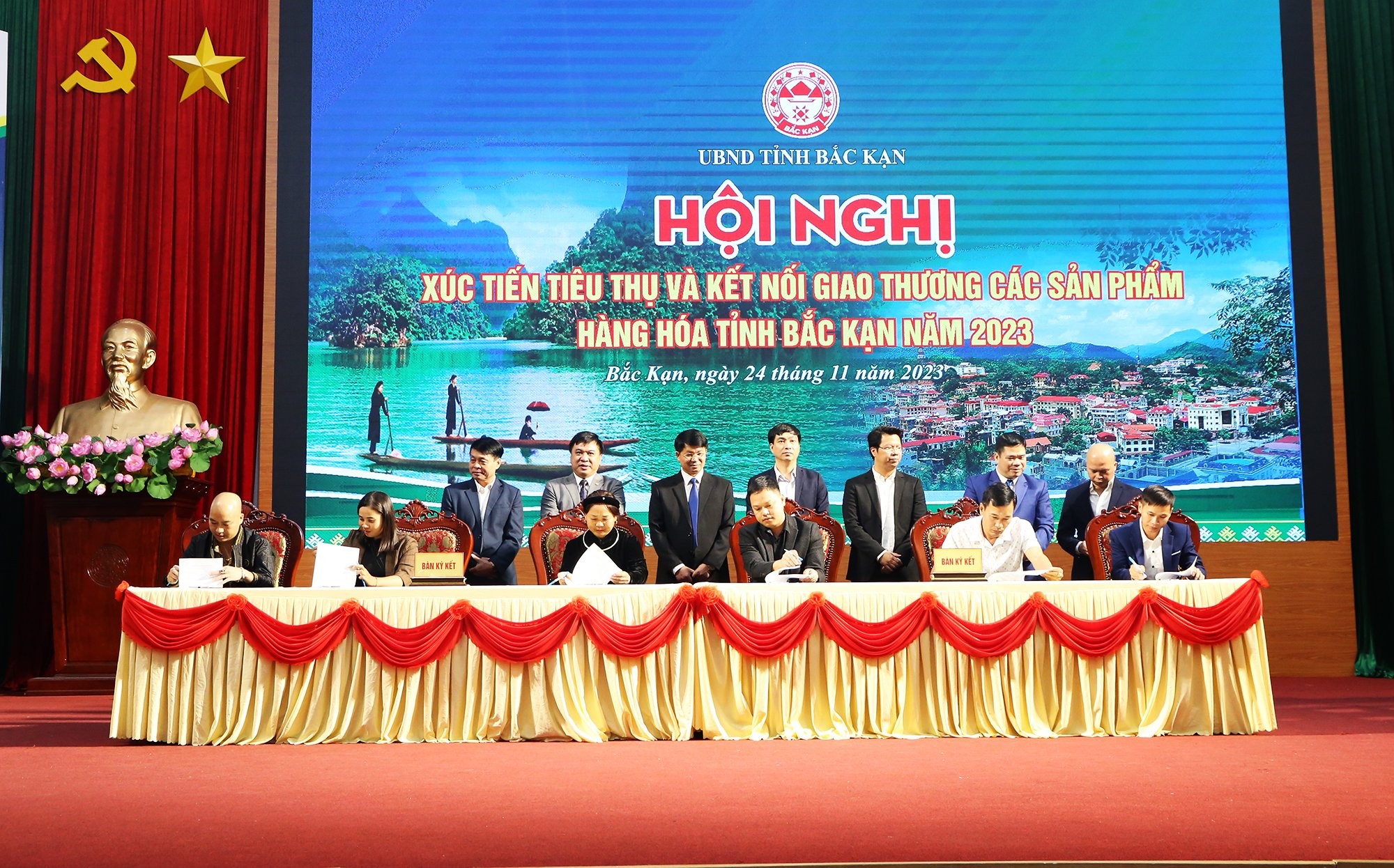 Hà Nội: Hỗ trợ đẩy mạnh quảng bá, kết nối cung cầu hàng hóa các tỉnh, thành phố dịp cuối năm 2023