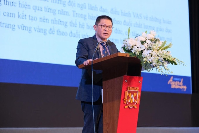 Ông Melvyn Lim - đại diện CAIE phát biểu tại buổi lễ. Ảnh: VAS
