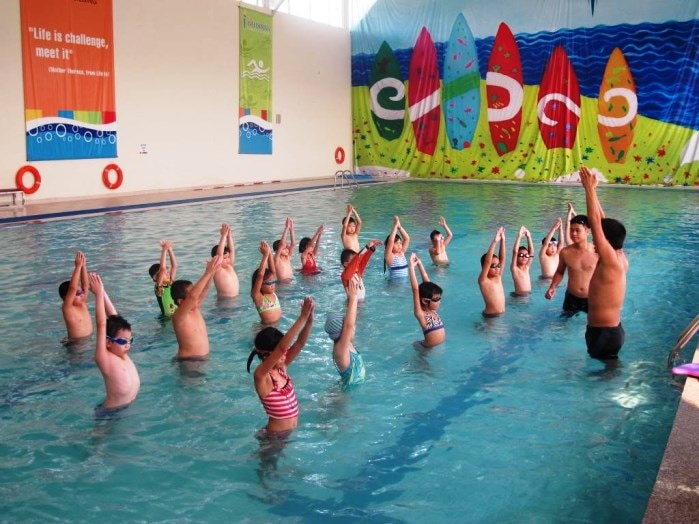 Tổ chức dạy bơi an toàn, phòng, chống đuối nước trong trường học. 