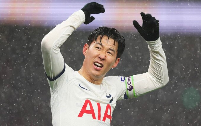 Tiền đạo Son Heung-min mừng bàn vào lưới Bournemouth ở vòng 20 Ngoại hạng Anh. Ảnh: Telegraph