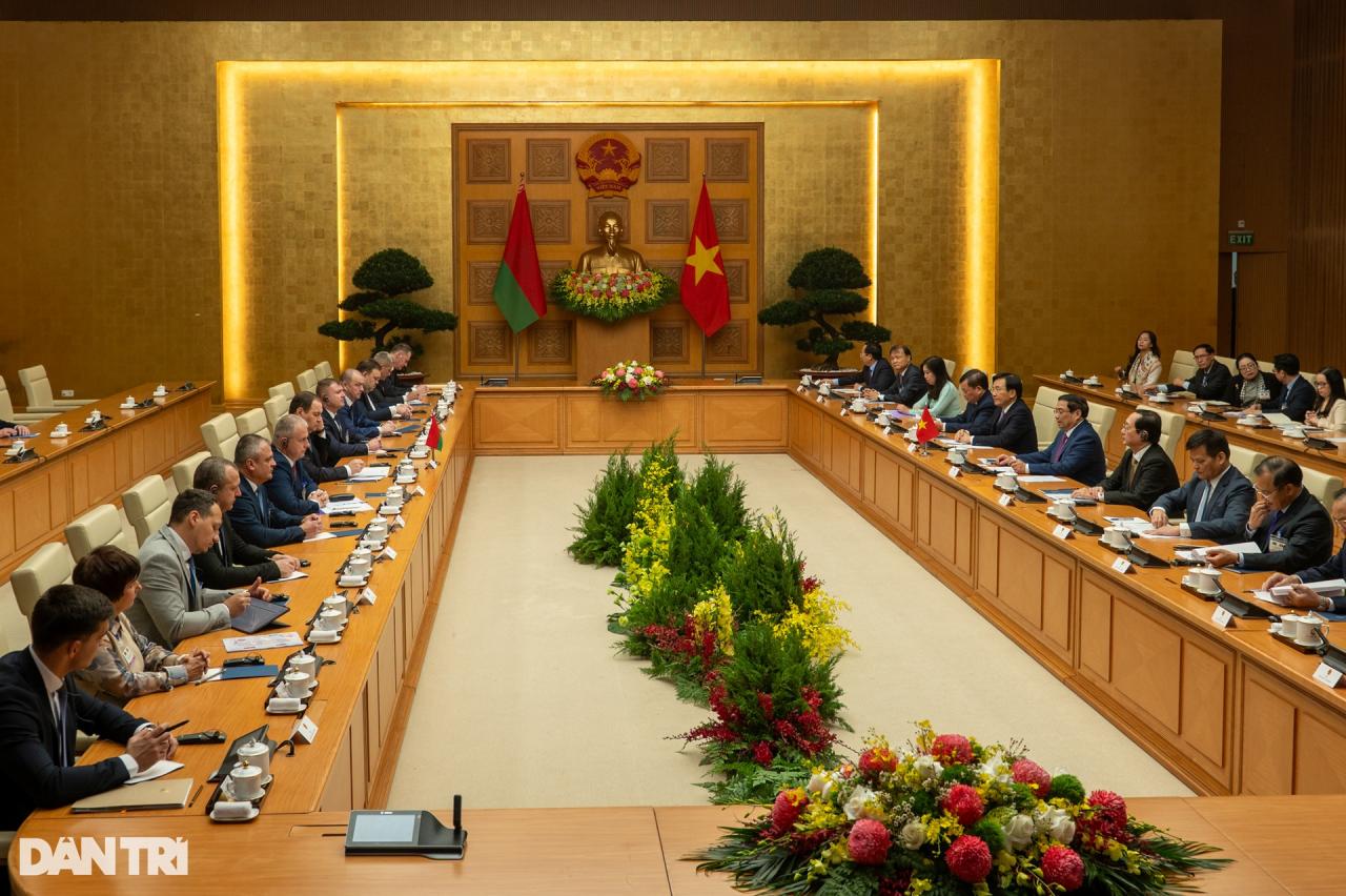 Thủ tướng Phạm Minh Chính chủ trì lễ đón Thủ tướng Belarus thăm Việt Nam - 7