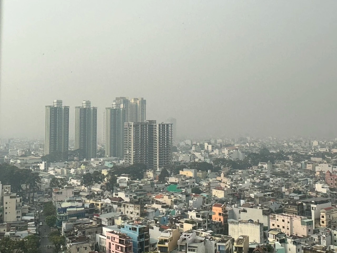 Sáng nay Hà Nội và TP.HCM cùng vào top 10 về ô nhiễm không khí- Ảnh 6.