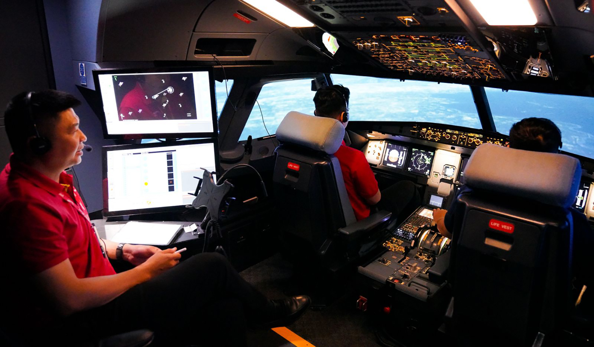 AirlineRatings đánh giá Vietjet thuộc nhóm hãng hàng không an toàn nhất năm 2024- Ảnh 3. AirlineRatings đánh giá Vietjet thuộc nhóm hãng hàng không an toàn nhất năm 2024- Ảnh 3.