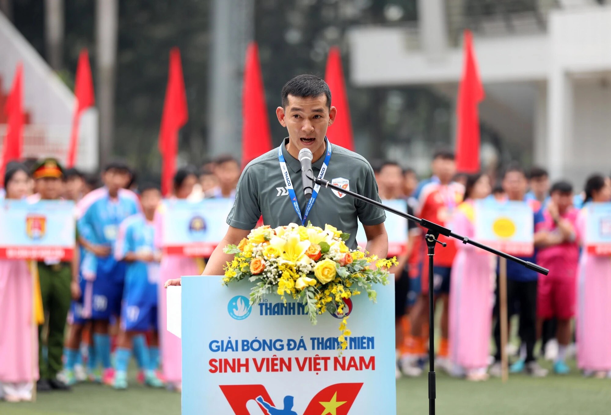 Hình ảnh ấn tượng ngày khai màn giải bóng đá Thanh Niên sinh viên Việt Nam- Ảnh 13.