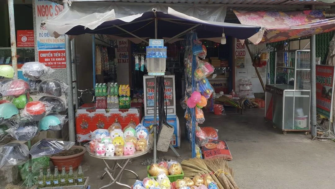 Nam sinh đem Đường lên đỉnh Olympia về Phú Yên: Bài học từ thần tượng Messi- Ảnh 2. Nam sinh đem Đường lên đỉnh Olympia về Phú Yên: Bài học từ thần tượng Messi- Ảnh 2.