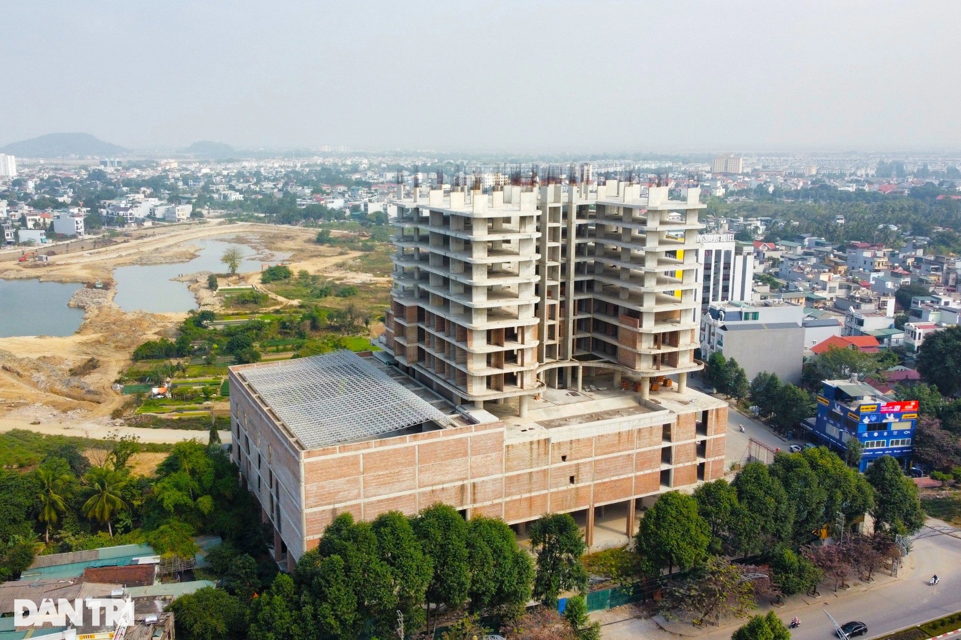 Hàng loạt dự án trên đất vàng ở Thanh Hóa bị bỏ hoang - 3