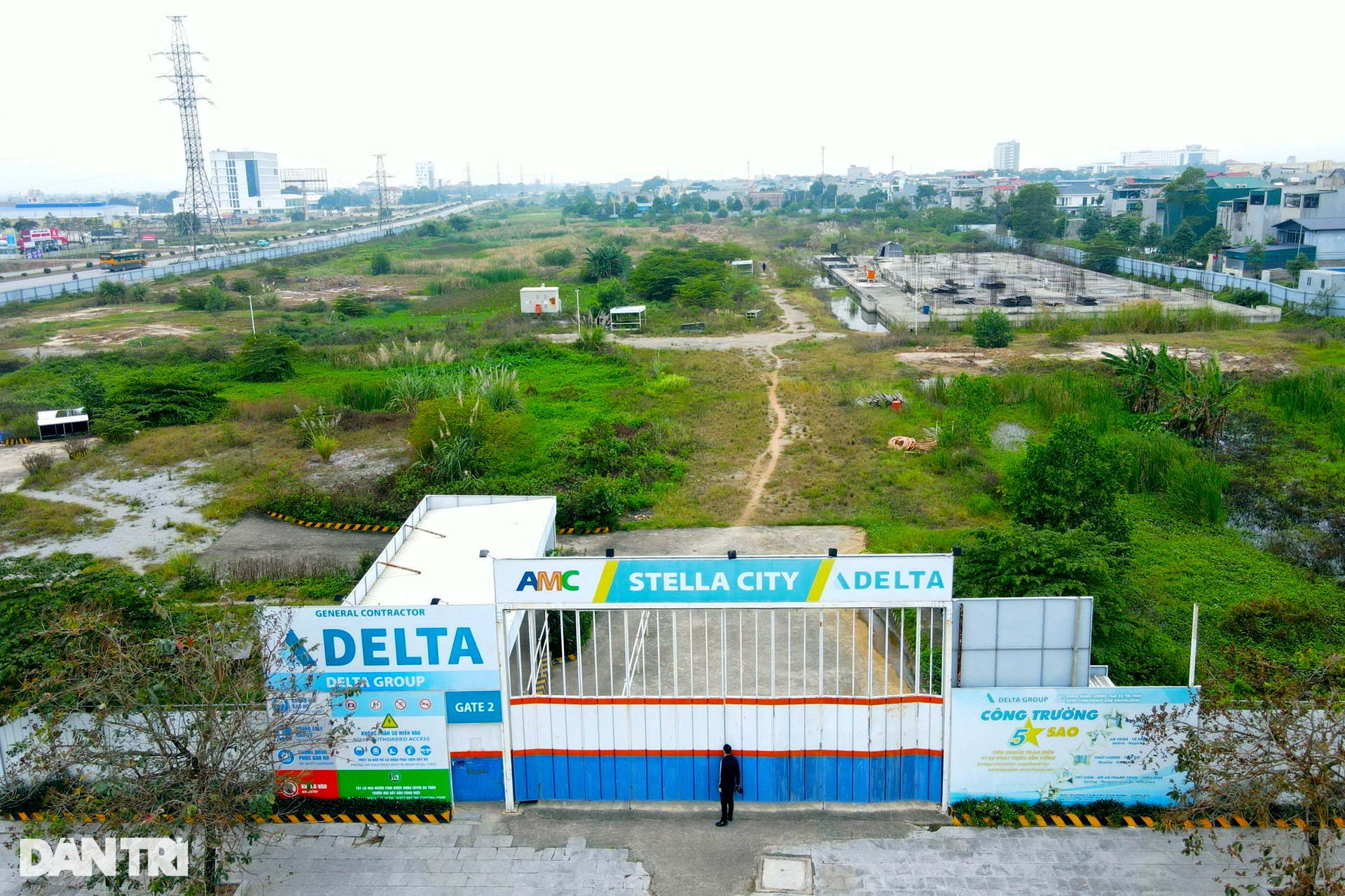 Hàng loạt dự án trên đất vàng ở Thanh Hóa bị bỏ hoang - 11 Hàng loạt dự án trên đất vàng ở Thanh Hóa bị bỏ hoang - 11