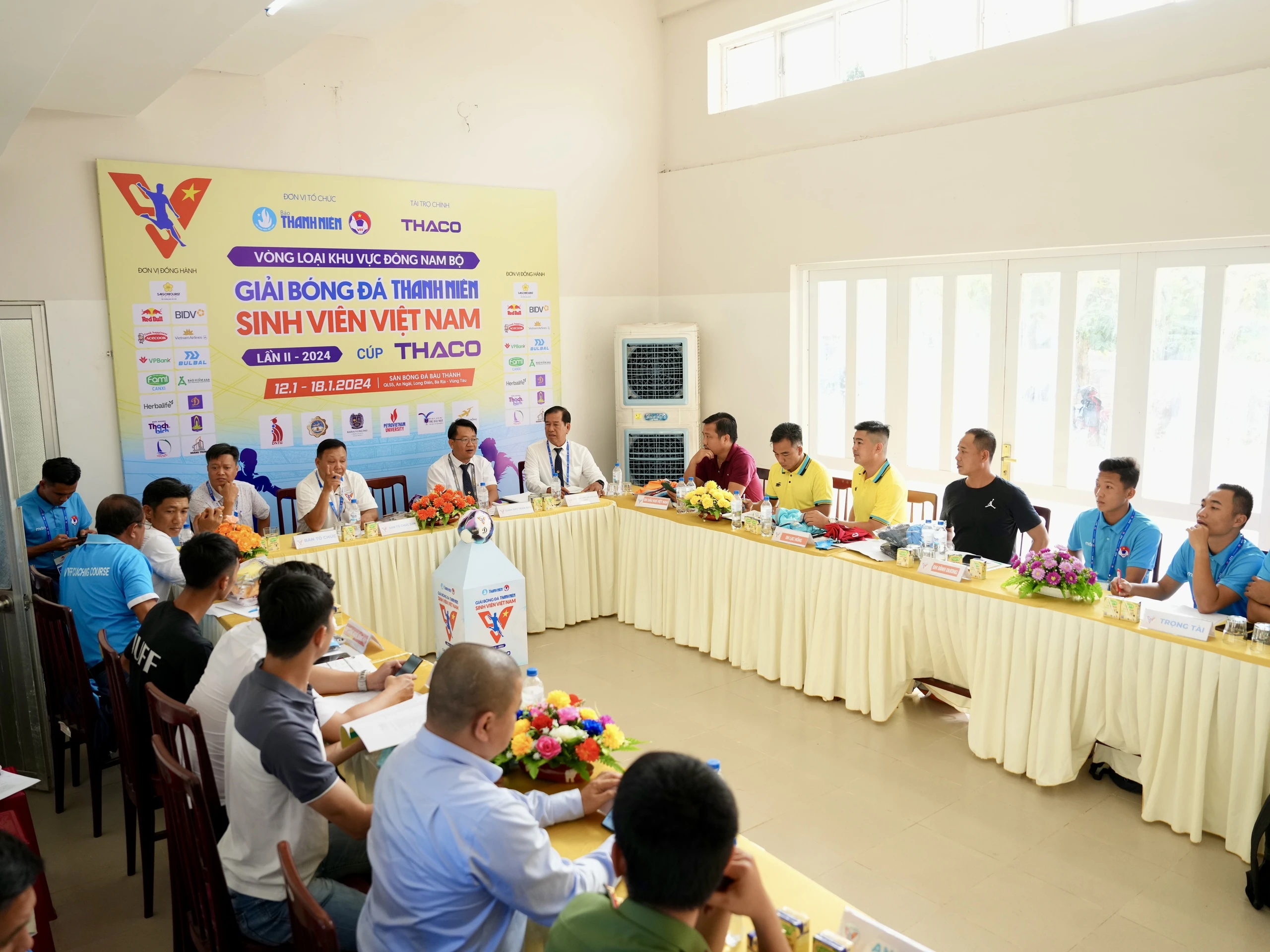 6 đội bóng sẵn sàng 'khoe sắc' tại vòng loại Đông Nam bộ trên sân Bàu Thành- Ảnh 15. 6 đội bóng sẵn sàng 'khoe sắc' tại vòng loại Đông Nam bộ trên sân Bàu Thành- Ảnh 15.