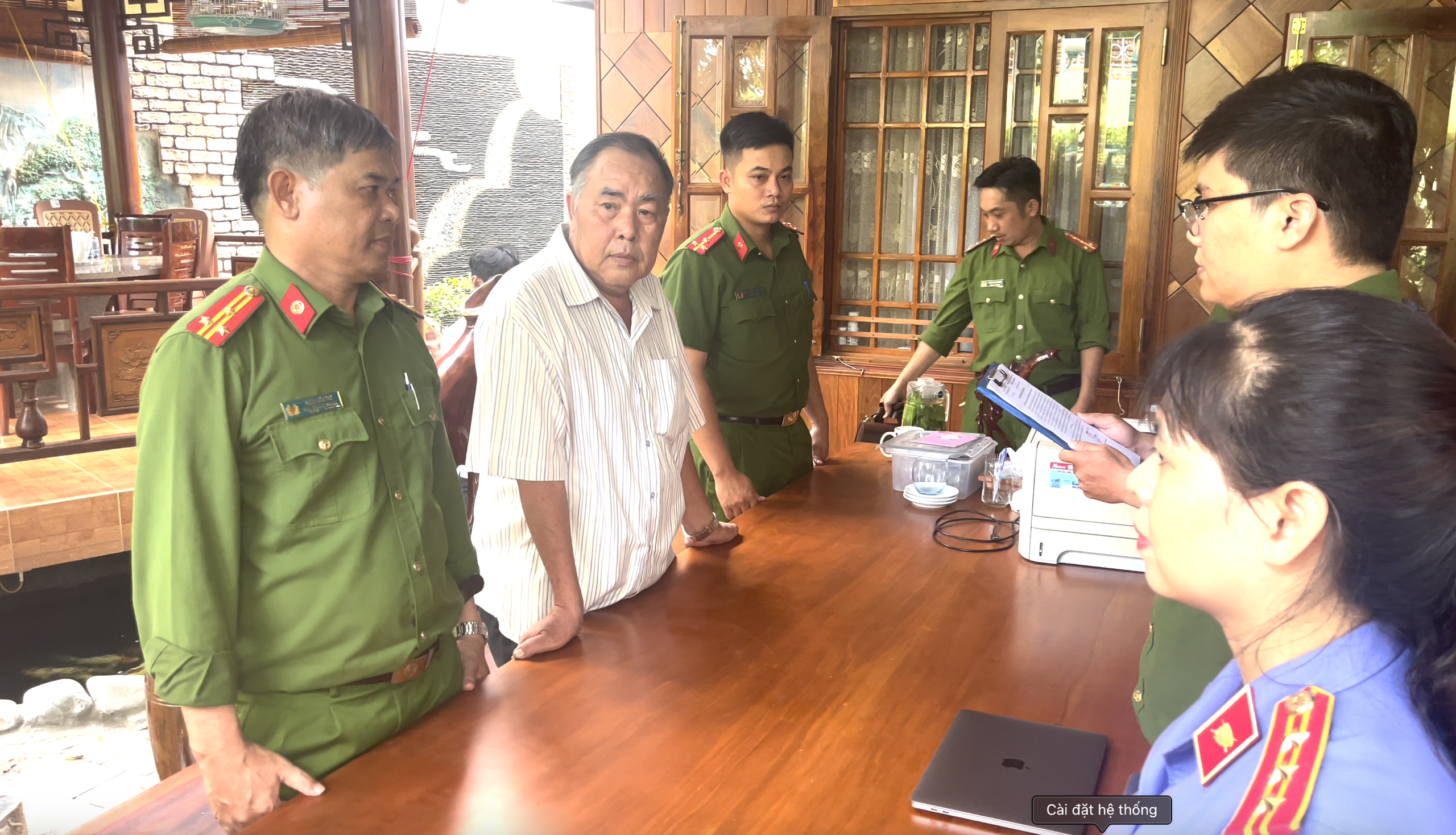 Truy tố cựu Chủ tịch UBND tỉnh Phú Yên- Ảnh 2. Truy tố cựu Chủ tịch UBND tỉnh Phú Yên- Ảnh 2.