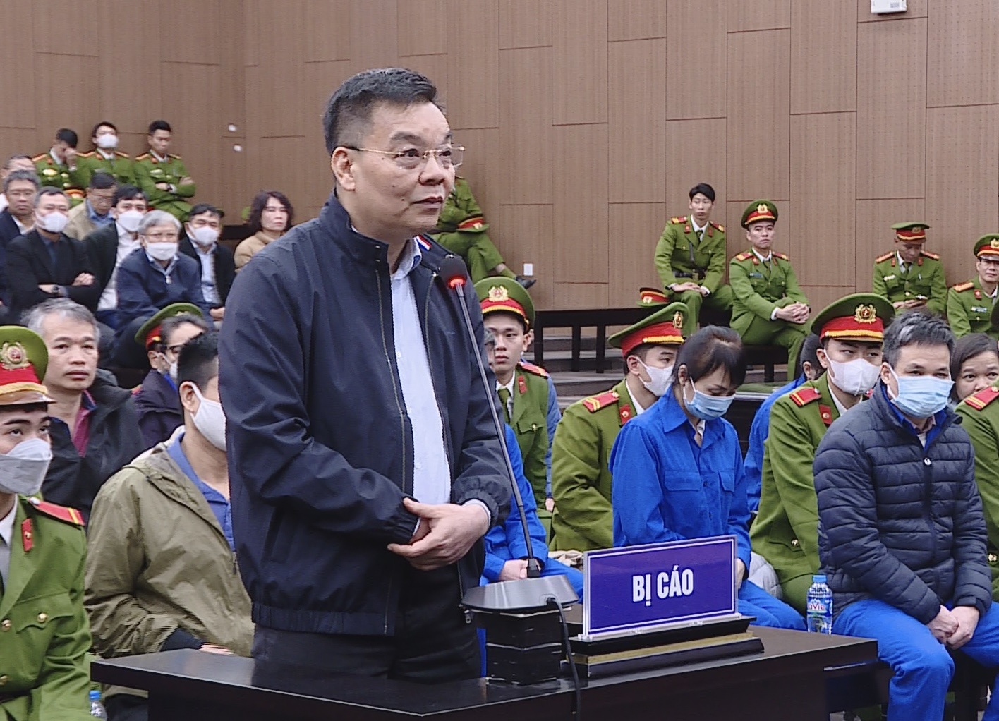Đại án Việt Á: 38 mắt xích và bản án khoan hồng đặc biệt - 3 Đại án Việt Á: 38 mắt xích và bản án khoan hồng đặc biệt - 3