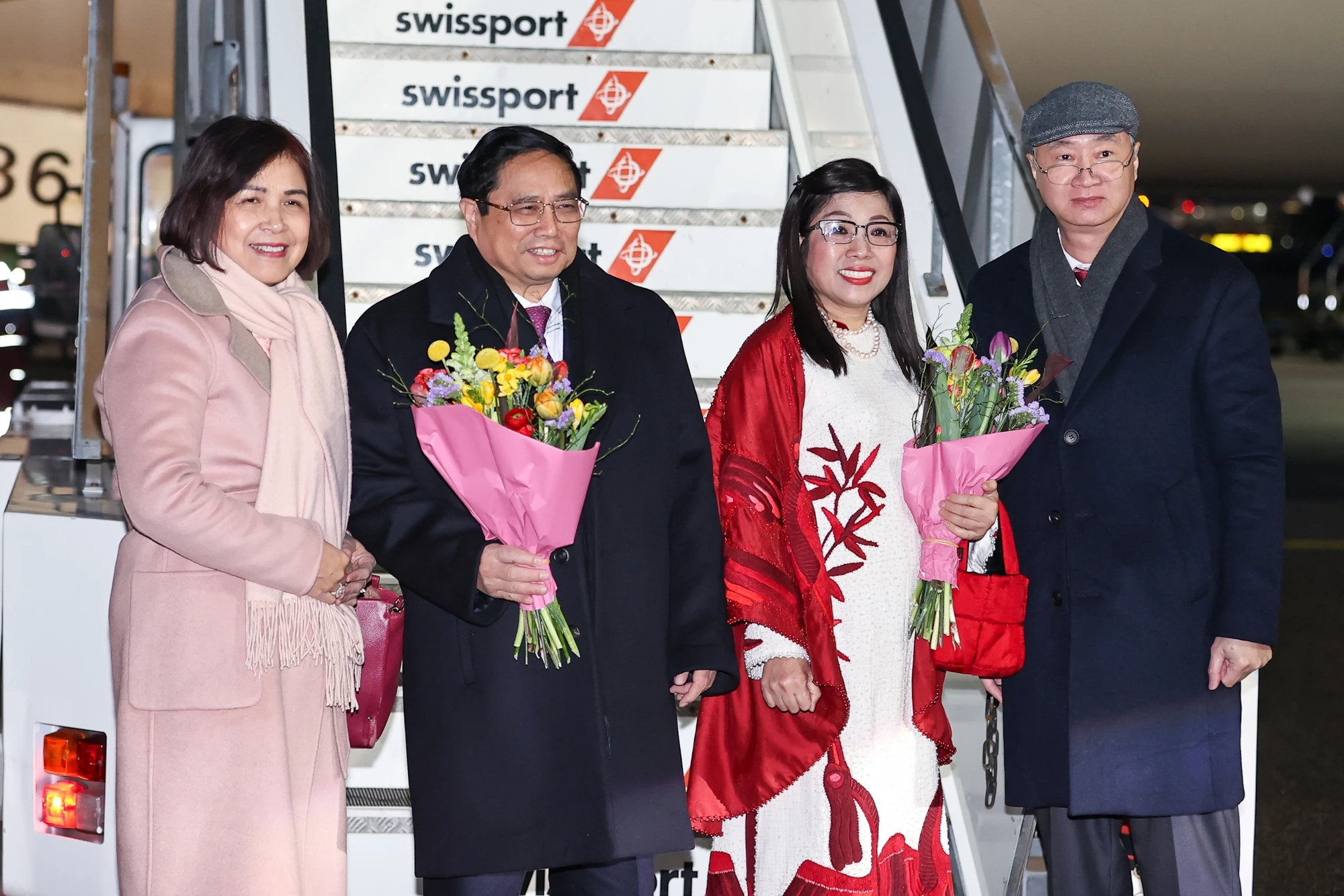 Thủ tướng Phạm Minh Chính tới Davos, bắt đầu lịch trình dày đặc tại WEF 54- Ảnh 2. Thủ tướng Phạm Minh Chính tới Davos, bắt đầu lịch trình dày đặc tại WEF 54- Ảnh 2.
