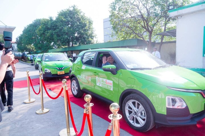 Công ty Sơn Nam thuê xe VinFast từ GSM, triển khai dịch vụ taxi điện MaiLove - 2
