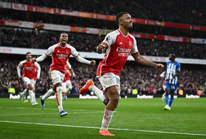 Tiền đạo Gabriel Jesus vui mừng sau khi ghi bàn cho Arsenal trong trận thắng Brighton 2-0 ngày 17/12/2023. Ảnh: Reuters