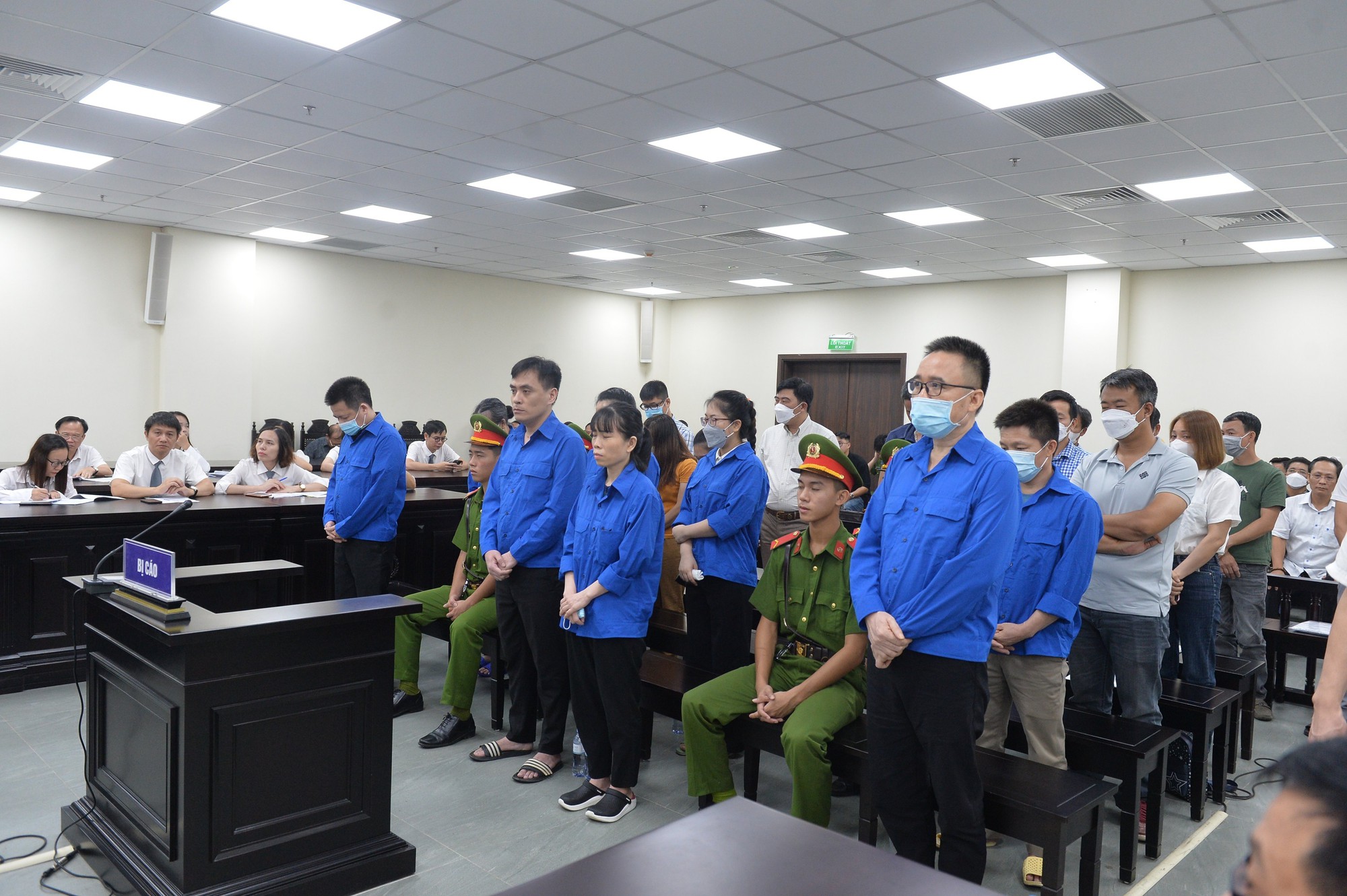 2 ngày nữa, tòa cấp cao xử vụ ông Trần Hùng kêu oan tội nhận hối lộ- Ảnh 2. 2 ngày nữa, tòa cấp cao xử vụ ông Trần Hùng kêu oan tội nhận hối lộ- Ảnh 2.