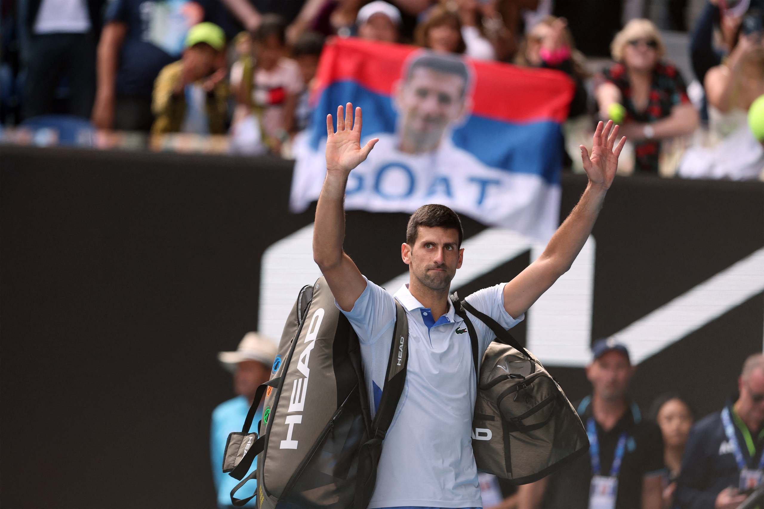 Djokovic bất ngờ dừng bước ở bán kết giải Úc mở rộng- Ảnh 3. Djokovic bất ngờ dừng bước ở bán kết giải Úc mở rộng- Ảnh 3.