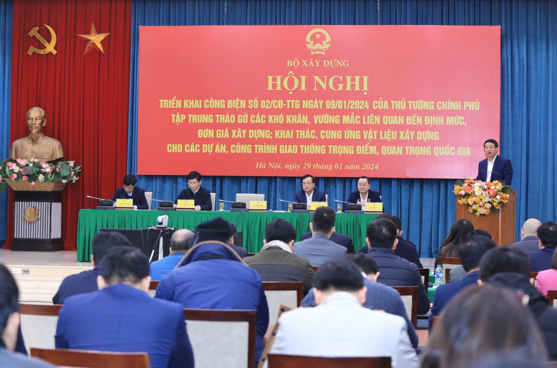 Nhà thầu 'càng làm càng lỗ', liên Bộ Xây dựng - GTVT hứa tháo gỡ định mức- Ảnh 3. Nhà thầu 'càng làm càng lỗ', liên Bộ Xây dựng - GTVT hứa tháo gỡ định mức- Ảnh 3.