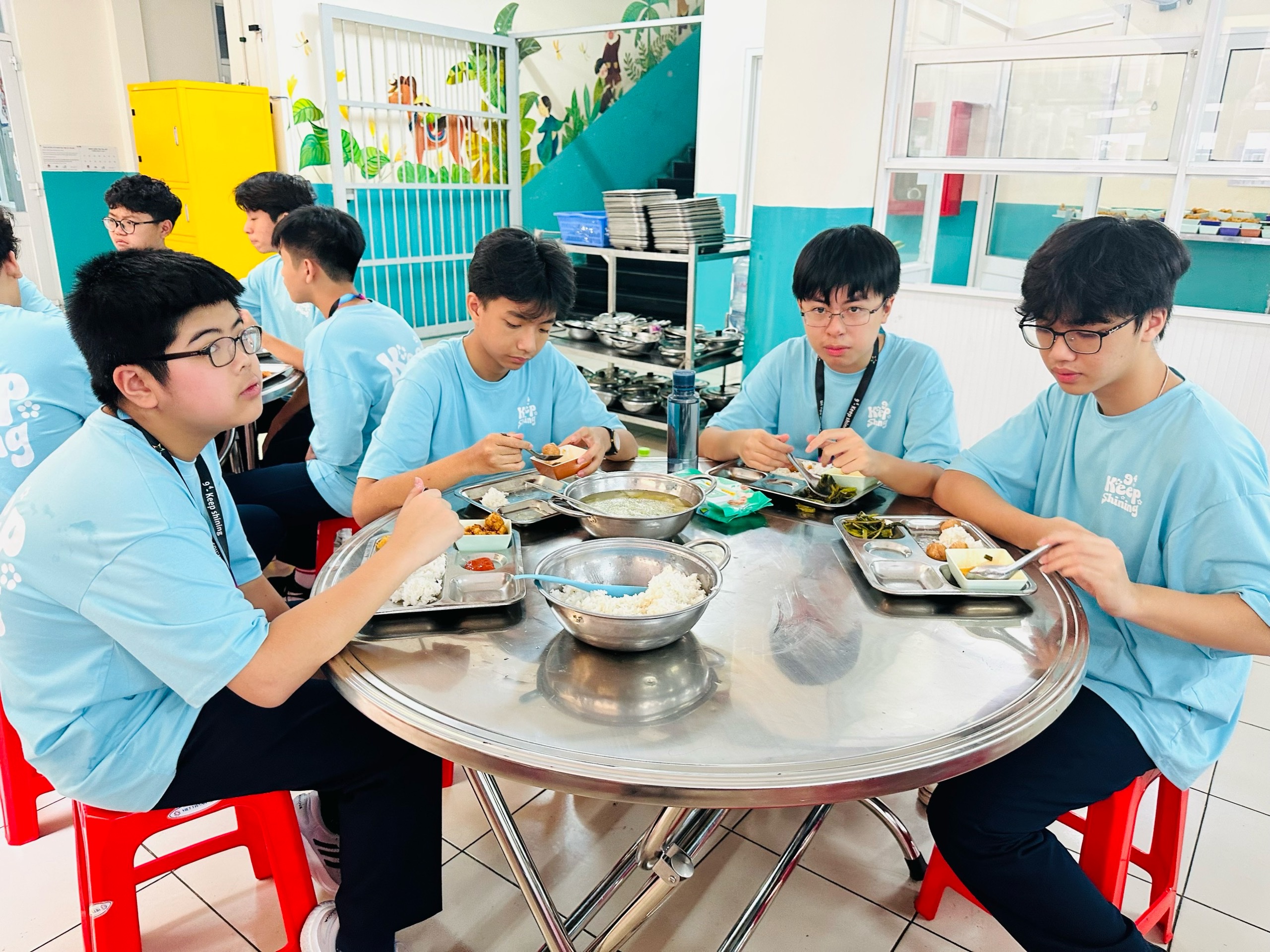 Vì sao Sở GD-ĐT TP.HCM có kiến nghị với Cục Thuế về các khoản thu trong trường?- Ảnh 2. Vì sao Sở GD-ĐT TP.HCM có kiến nghị với Cục Thuế về các khoản thu trong trường?- Ảnh 2.