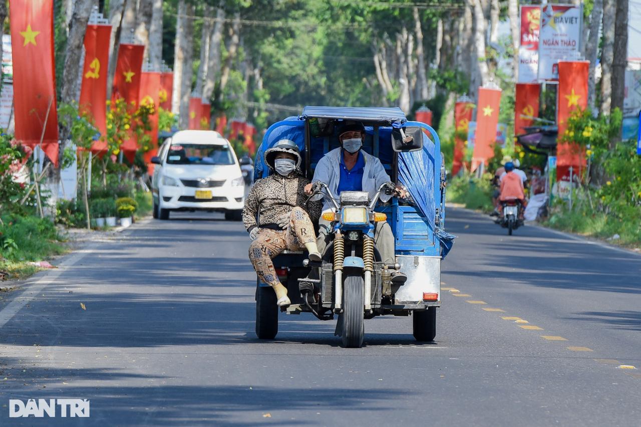 Thủ phủ hoa lớn nhất miền Tây vào vụ Tết - 3 Thủ phủ hoa lớn nhất miền Tây vào vụ Tết - 3