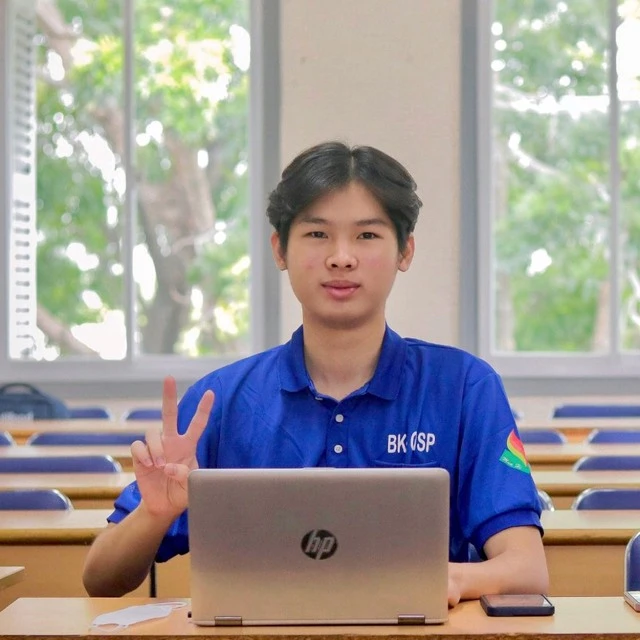 Đan Trường đạt danh hiệu 'Sinh viên 5 tốt' cấp T.Ư- Ảnh 2. Đan Trường đạt danh hiệu 'Sinh viên 5 tốt' cấp T.Ư- Ảnh 2.