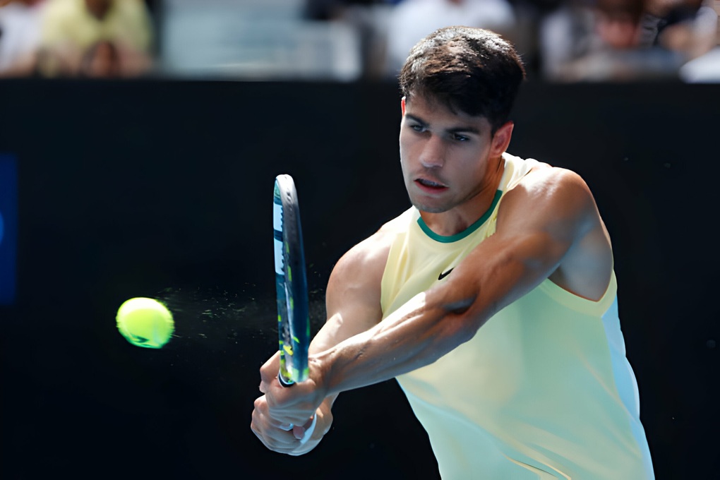 Alcaraz, Medvedev và Zverev tiến vào vòng 4 Australian Open - 1 Alcaraz, Medvedev và Zverev tiến vào vòng 4 Australian Open - 1