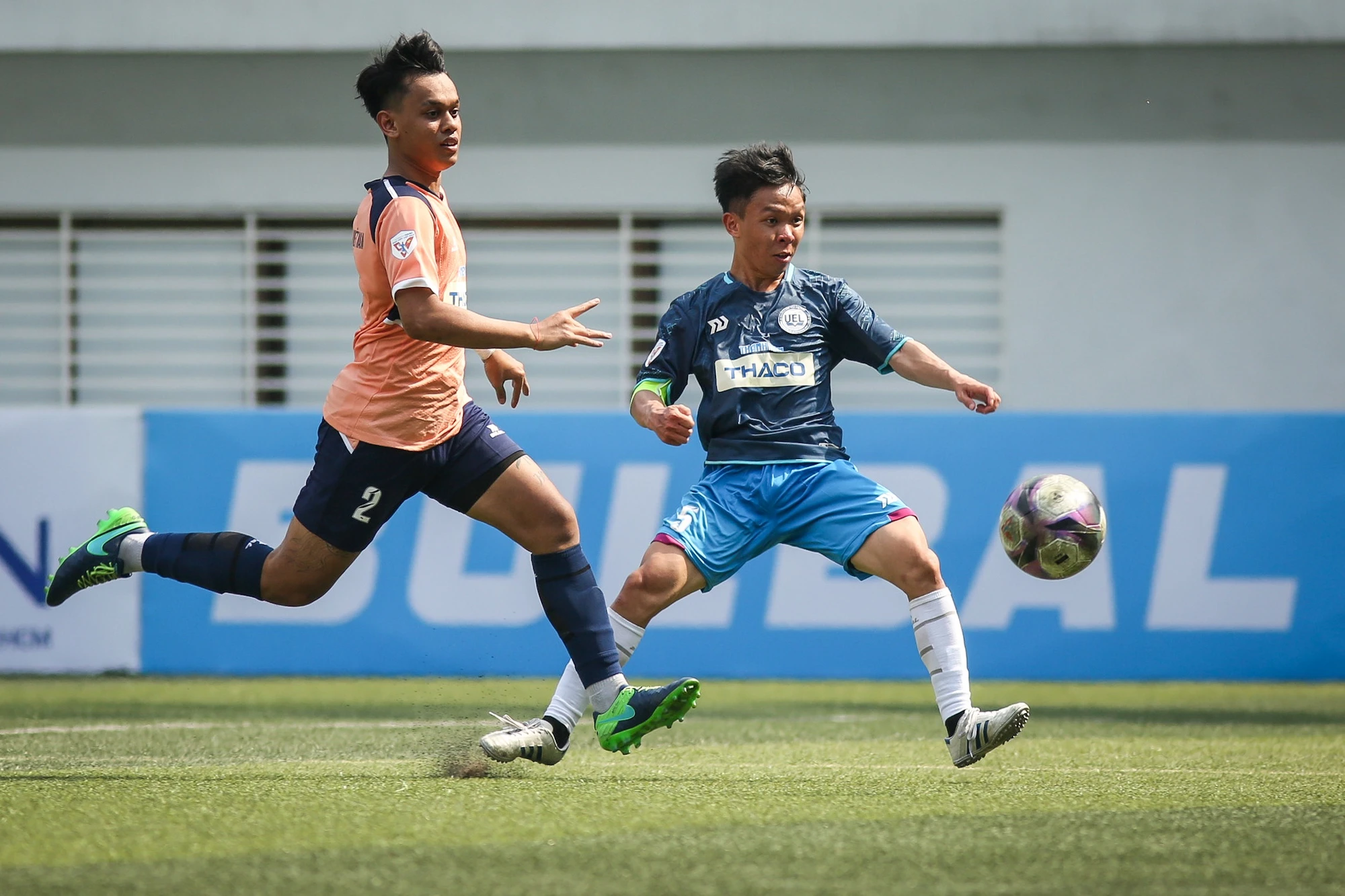 Ấn tượng các đội tân binh, bản lĩnh của ‘Ronaldo’ Triệu Hồng Chính- Ảnh 1. Ấn tượng các đội tân binh, bản lĩnh của ‘Ronaldo’ Triệu Hồng Chính- Ảnh 1.