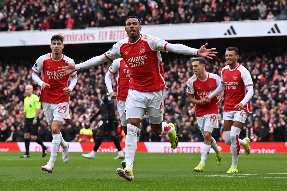 Arsenal thắp lại hy vọng vô địch sau trận thắng hủy diệt Crystal Palace- Ảnh 1. Arsenal thắp lại hy vọng vô địch sau trận thắng hủy diệt Crystal Palace- Ảnh 1.