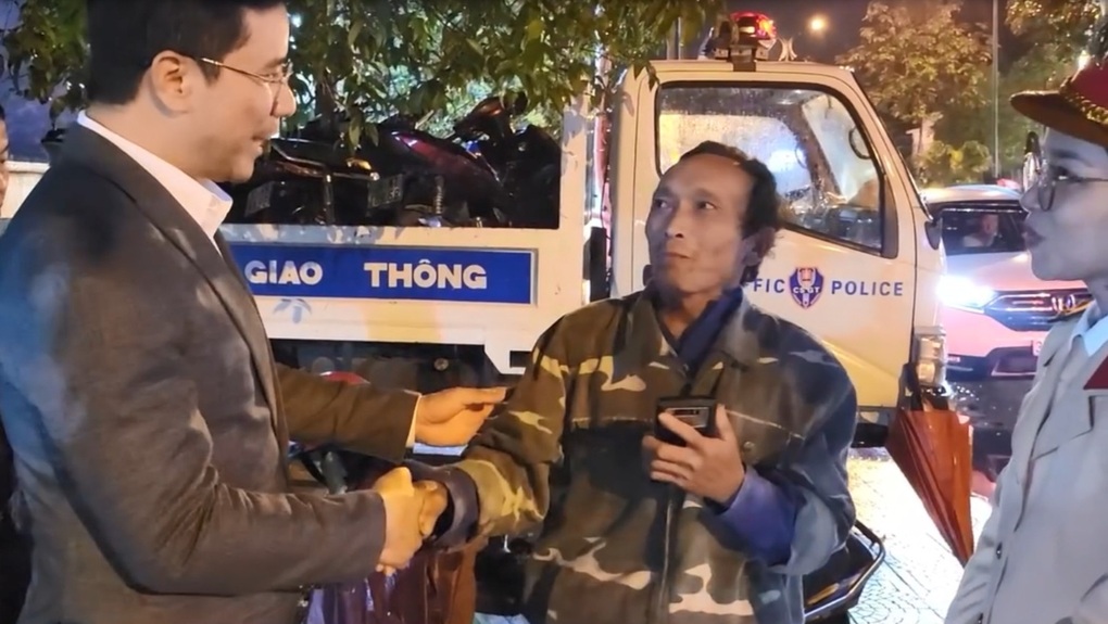 Bác thợ nề say xỉn lạc lối viết kiểm điểm, cam kết không tái phạm - 2 Bác thợ nề say xỉn lạc lối viết kiểm điểm, cam kết không tái phạm - 2