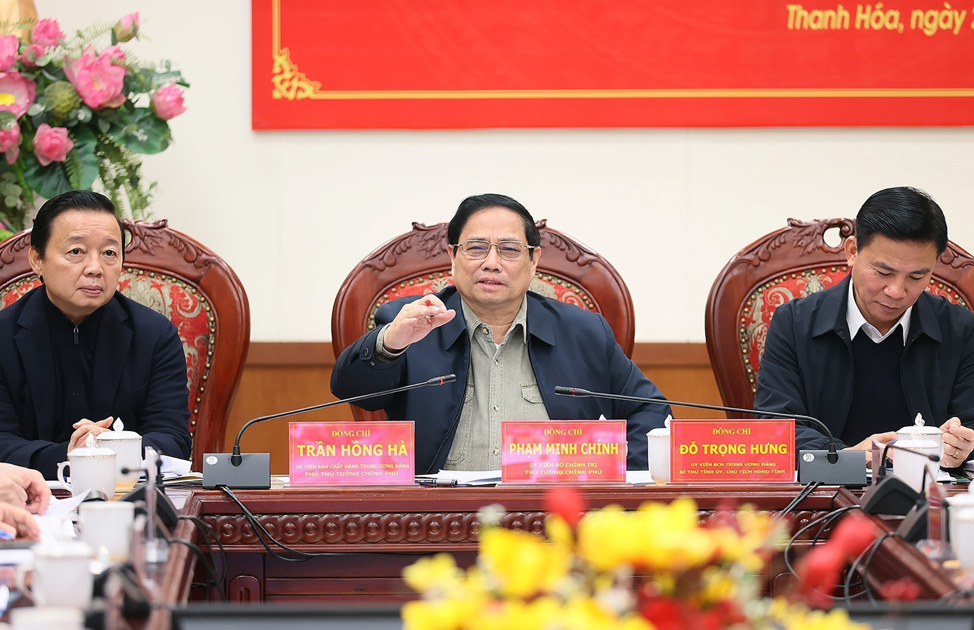 'Chỉ bàn làm, không bàn lùi' trong xây dựng đường điện 500 kV mạch 3- Ảnh 1. 'Chỉ bàn làm, không bàn lùi' trong xây dựng đường điện 500 kV mạch 3- Ảnh 1.