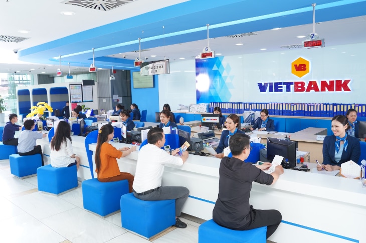 Chủ tịch ngân hàng Vietbank đăng ký mua 7 triệu cổ phiếu trị giá hơn 75 tỉ- Ảnh 1.
