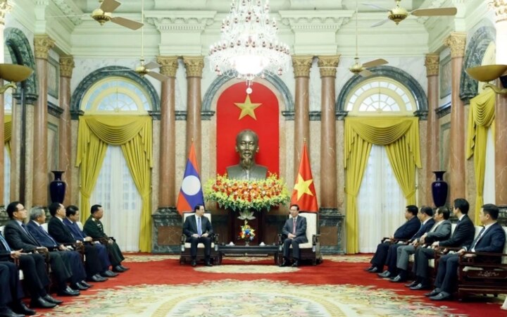 Chủ tịch nước Võ Văn Thưởng tiếp Thủ tướng Lào Sonexay Siphandone (Ảnh: TTXVN)