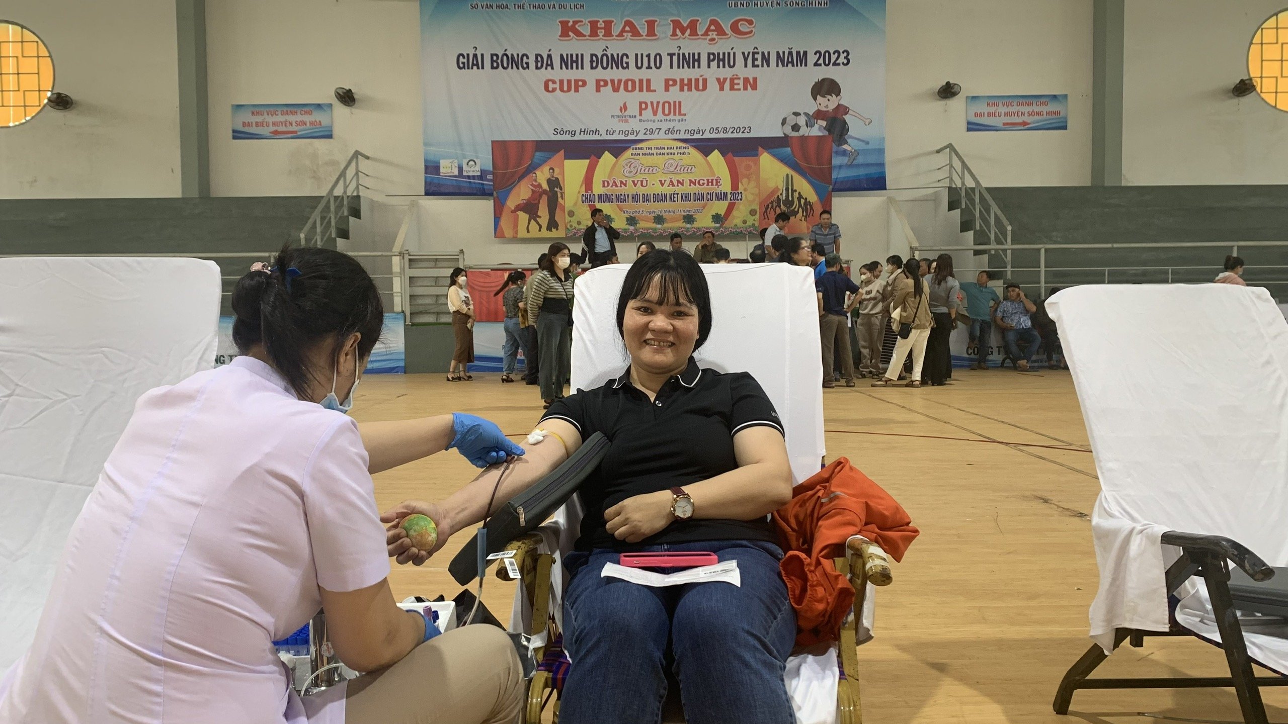Cô giáo mầm non 20 năm hiến máu tình nguyện- Ảnh 1. Cô giáo mầm non 20 năm hiến máu tình nguyện- Ảnh 1.