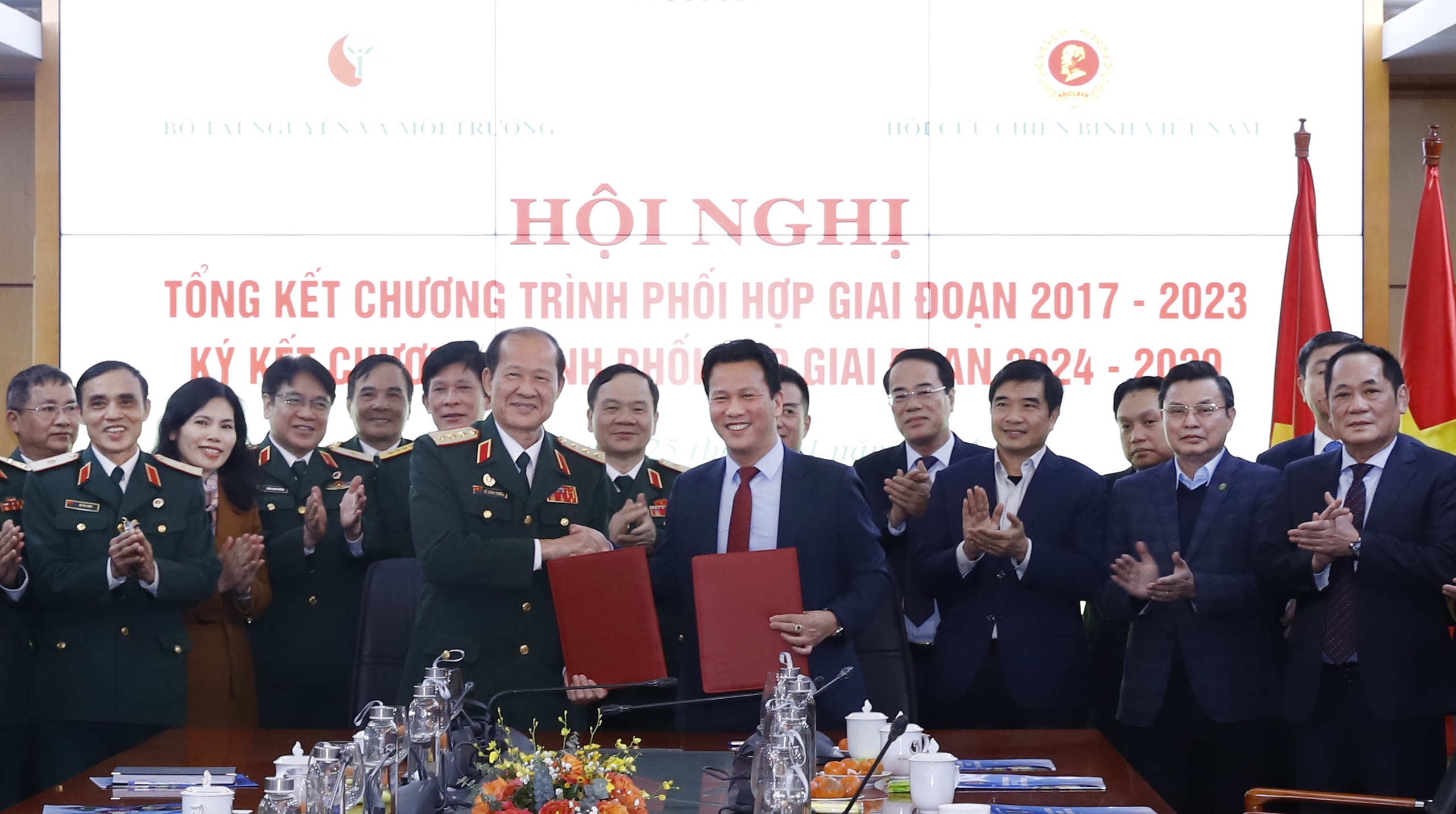 Cựu chiến binh tham gia bảo vệ môi trường, ứng phó biến đổi khí hậu- Ảnh 1. Cựu chiến binh tham gia bảo vệ môi trường, ứng phó biến đổi khí hậu- Ảnh 1.