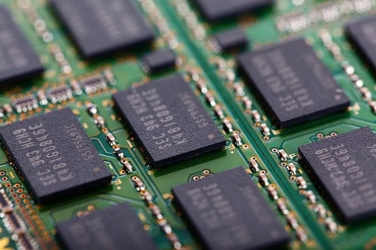 Bí mật công nghệ chip bị bán có thể giúp CXMT rút ngắn cách biệt công nghệ với Samsung Bí mật công nghệ chip bị bán có thể giúp CXMT rút ngắn cách biệt công nghệ với Samsung